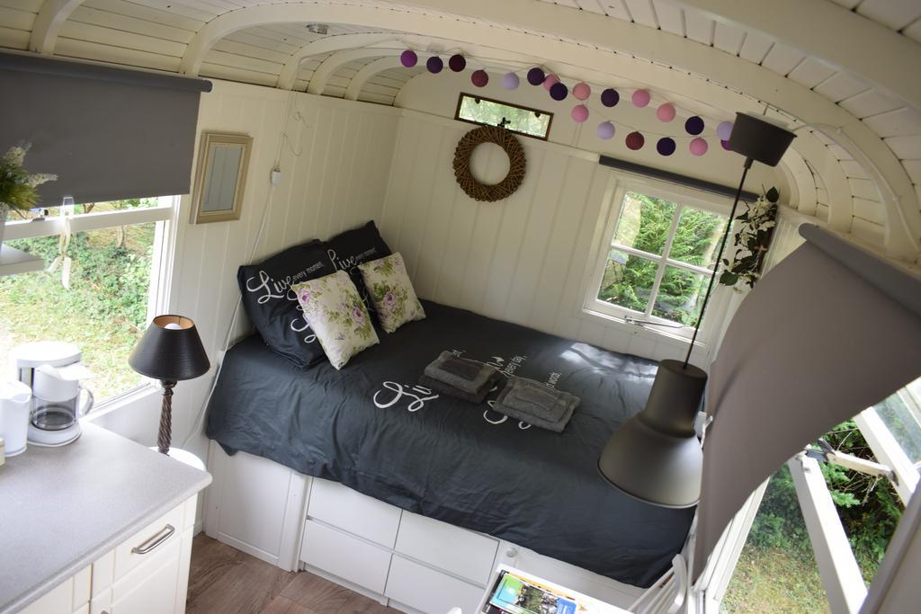 Camping Chez Francis Bed and Breakfast Loupiac  Εξωτερικό φωτογραφία