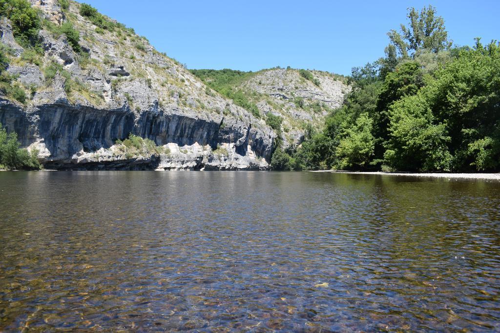 Camping Chez Francis Bed and Breakfast Loupiac  Εξωτερικό φωτογραφία